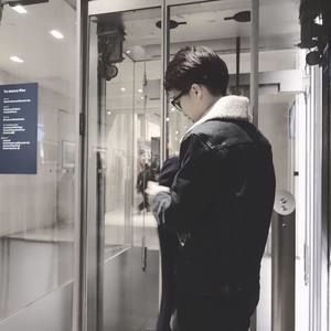 Meet your Posher, Yiyu